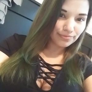 Meet your Posher, Salina